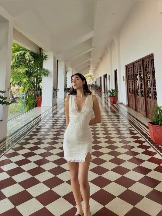 Unique Mermaid V Neck Satin Lace Short Prom Dress,Homecoming Dress,Birthday Dress GG2357