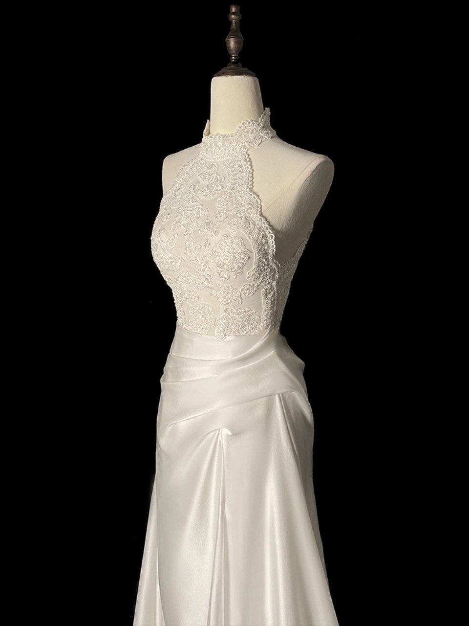 Timeless A Line Halter White Satin Lace Long Wedding Dress GG2945