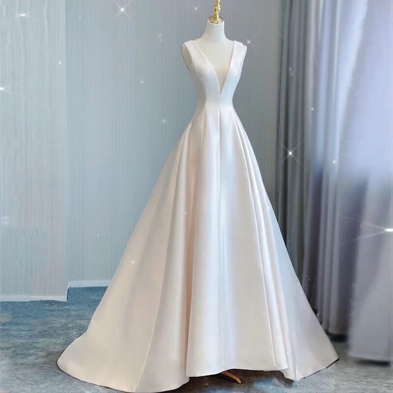 Classy A Line V Neck Satin Back With Bow Long Wedding Dress GG2951
