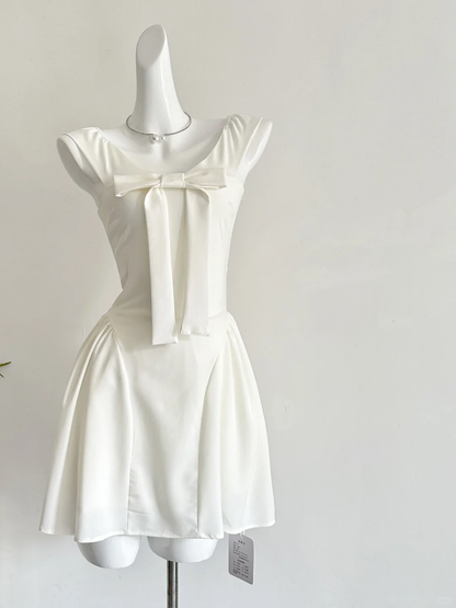 Elegant A Line U Neck Satin Short Homecoming Dress,Summer 16th Birthday Dress GG3799