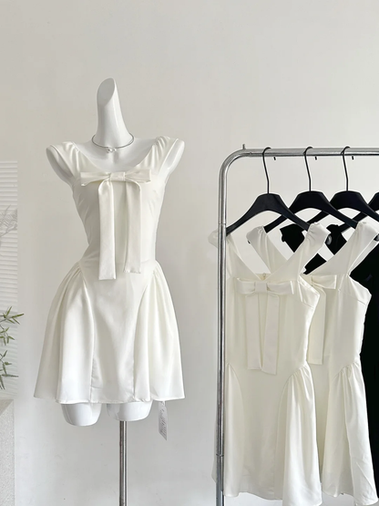 Elegant A Line U Neck Satin Short Homecoming Dress,Summer 16th Birthday Dress GG3799