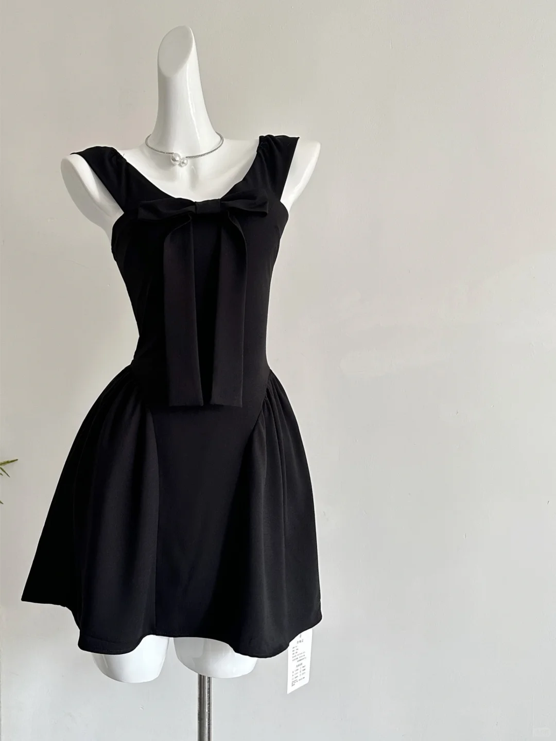 Elegant A Line U Neck Satin Short Homecoming Dress,Summer 16th Birthday Dress GG3799