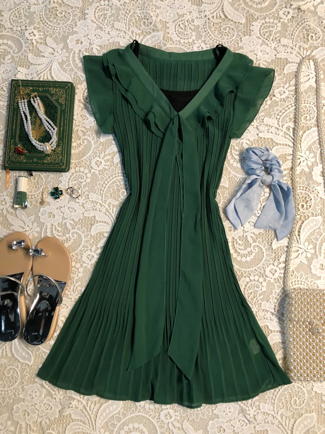 Dark Green A Line V Neck Satin Chiffon Pleated Bow Short Homecoming Dress,Summer 17th Birthday Dress GG4073
