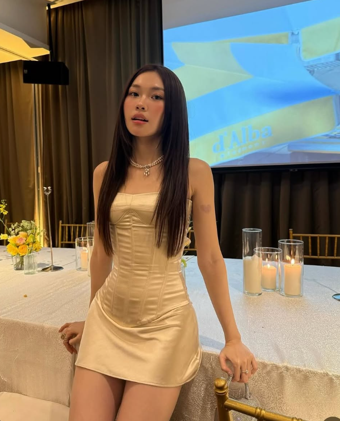 Simple Sheath Strapless Corset Champagne Satin Short Homecoming Dress SH2167