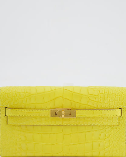 *RARE* Hermès Kelly To Go Bag in Jaune Mimosa Alligator Mississippiensis Leather with Gold Hardware