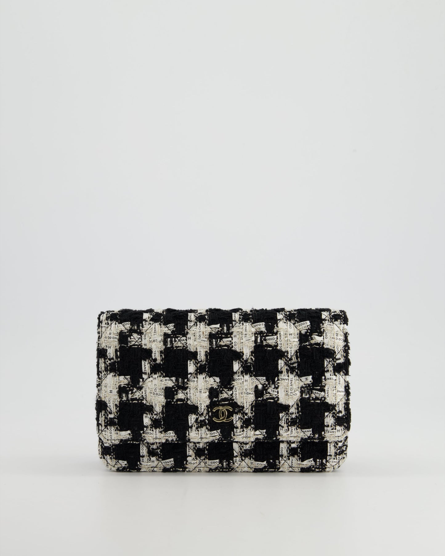 *HOT* Chanel Black & White Houndstooth Wallet on Chain Bag in Tweed with Champagne Gold Hardware