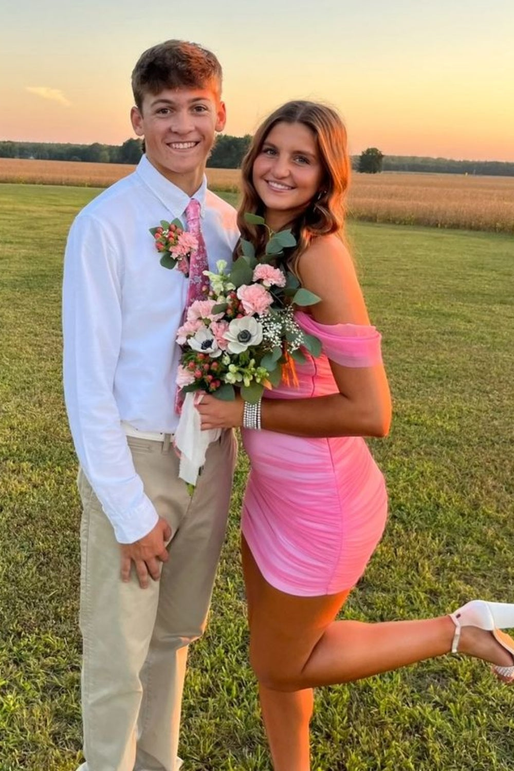 Off the Shoulder Pink Tight Semi Formal Dress for Woman