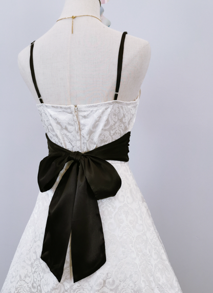 White Vintage Lace Short Chiffon Pleated Homecoming Dress gh4654