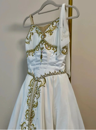 amakanas-White Beaded Short Vintage Floral Satin Homecoming Dress Birthday Party Dress gh5127
