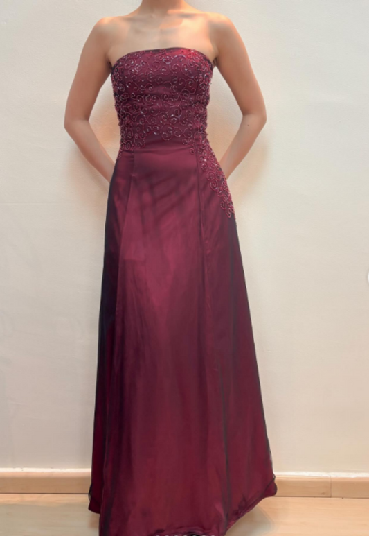 amakanas-A simple yet elegant red mesh beaded strapless dress, a beautiful gown. gh6180