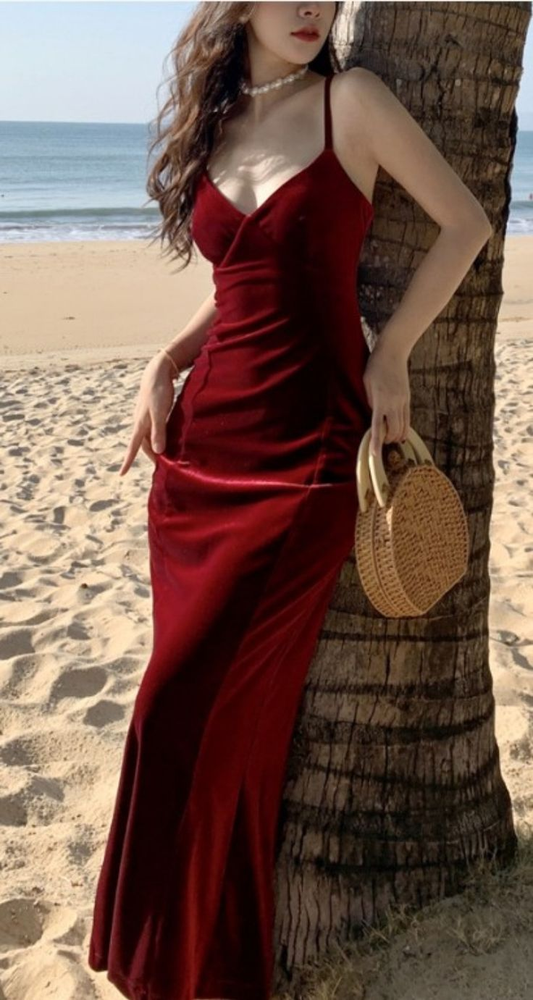 Elegant Sweetheart Spaghetti Straps Long Evening Dress Velvet Prom Dress SH749