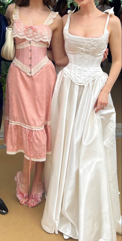 Light Ivory White Vintage Fashion Delicate Floral Elegant Spaghetti Strap Square Neck Long Satin Ball Gown Evening Dress Wedding Party Bridesmaid Dresses Prom Dresses gh3784