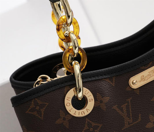 LV SHOULDERBAG 6628
