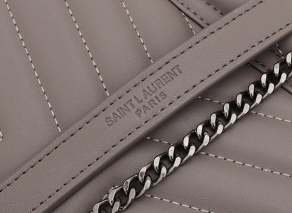 Saint Laurent Loulou