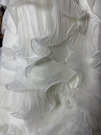 Elegant Strapless Mermaid Tiered Ruffled Tulle Train Wedding Dress TP5340