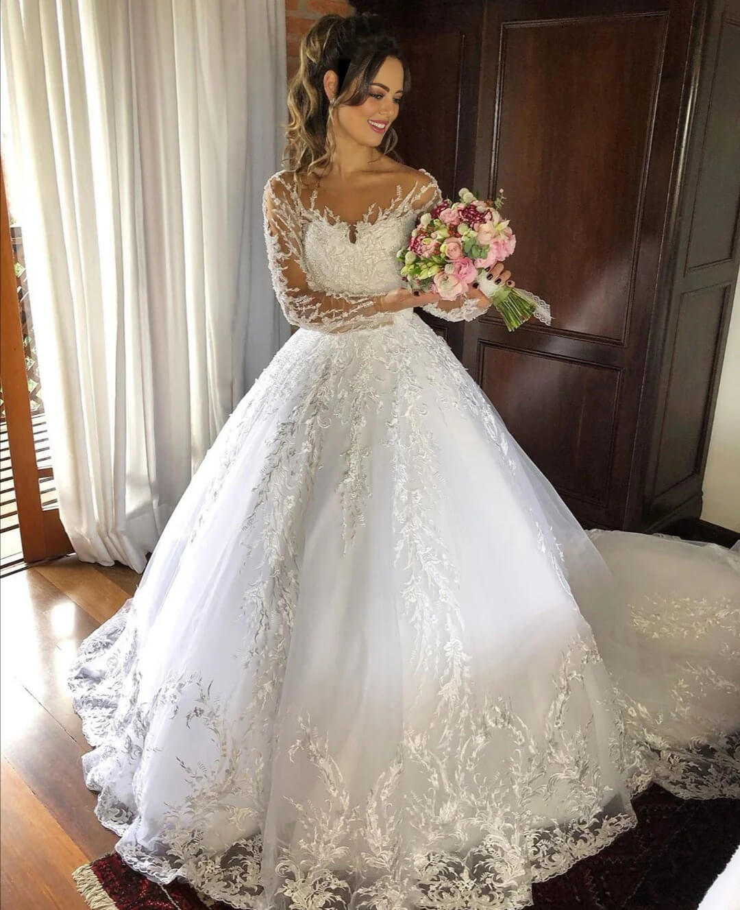 Long Sleeve Wedding Dress Lace Ball Gown Princess Bridal Dresses with Train