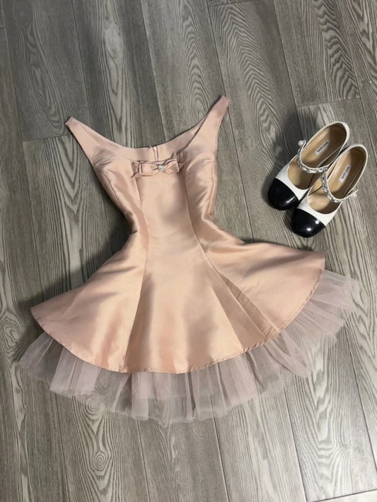 Cute A line Scoop Pink Satin Short Mini Formal 8th Grade Homecoming Dresses Middle School Short Cocktail Dress Hoco Outfits DH2082