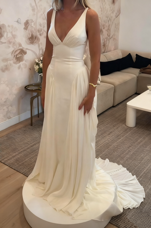 amakanas-Long, floor-length satin wedding dress gh6176