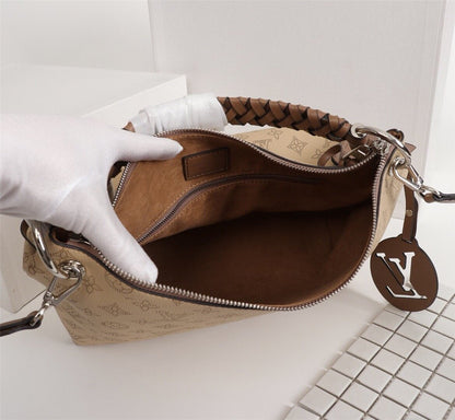 LV Louis Vuitton Beaubourg Hobo
