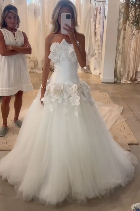 Vintage White 3D Flowers A-Line Strapless Long Wedding Dress TP5057