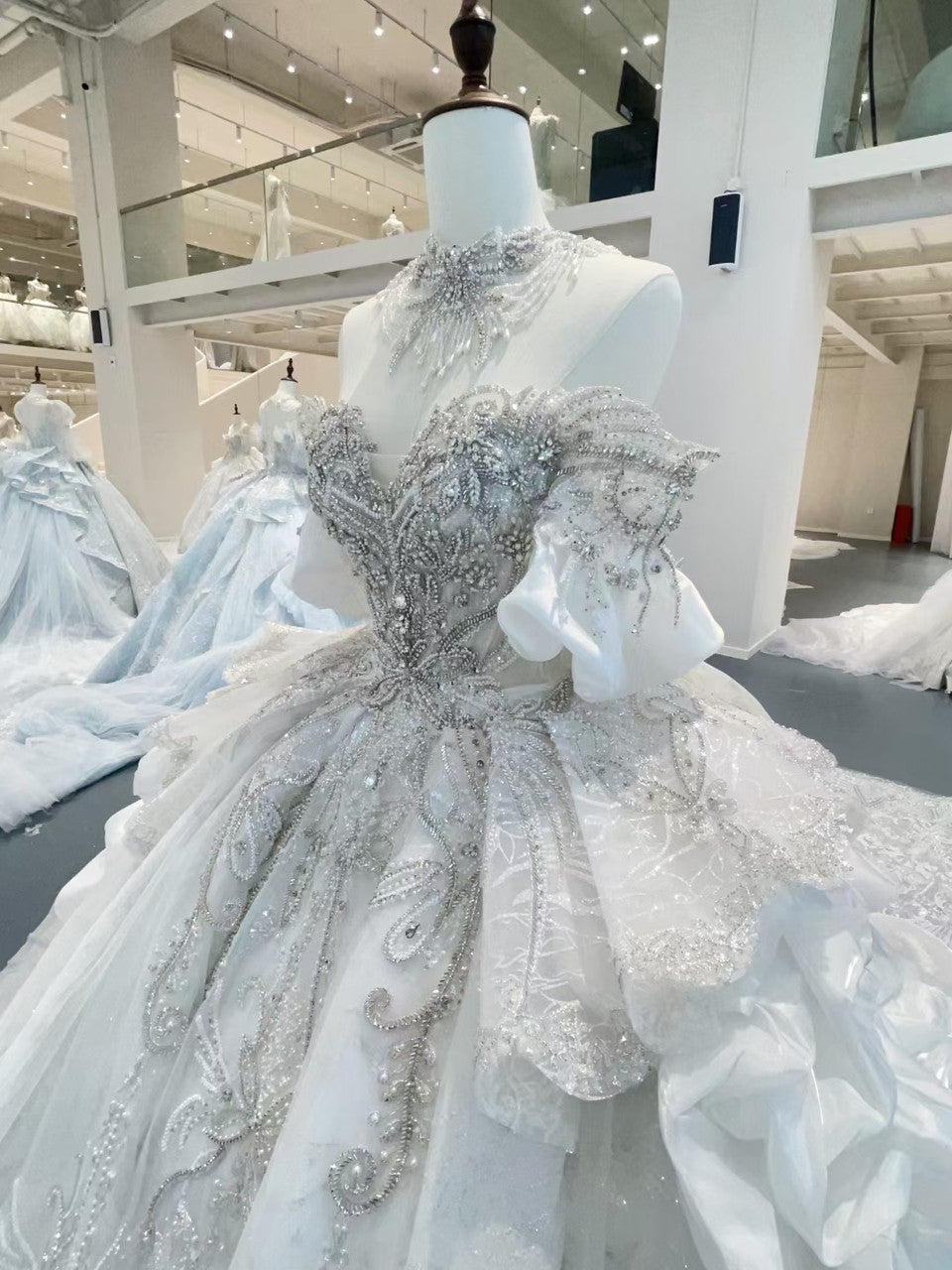 Gorgeous Beading Ruffled Tulle Off-Shoulder Wedding Dress Sparkling Fairytale Wedding Gown TP5073