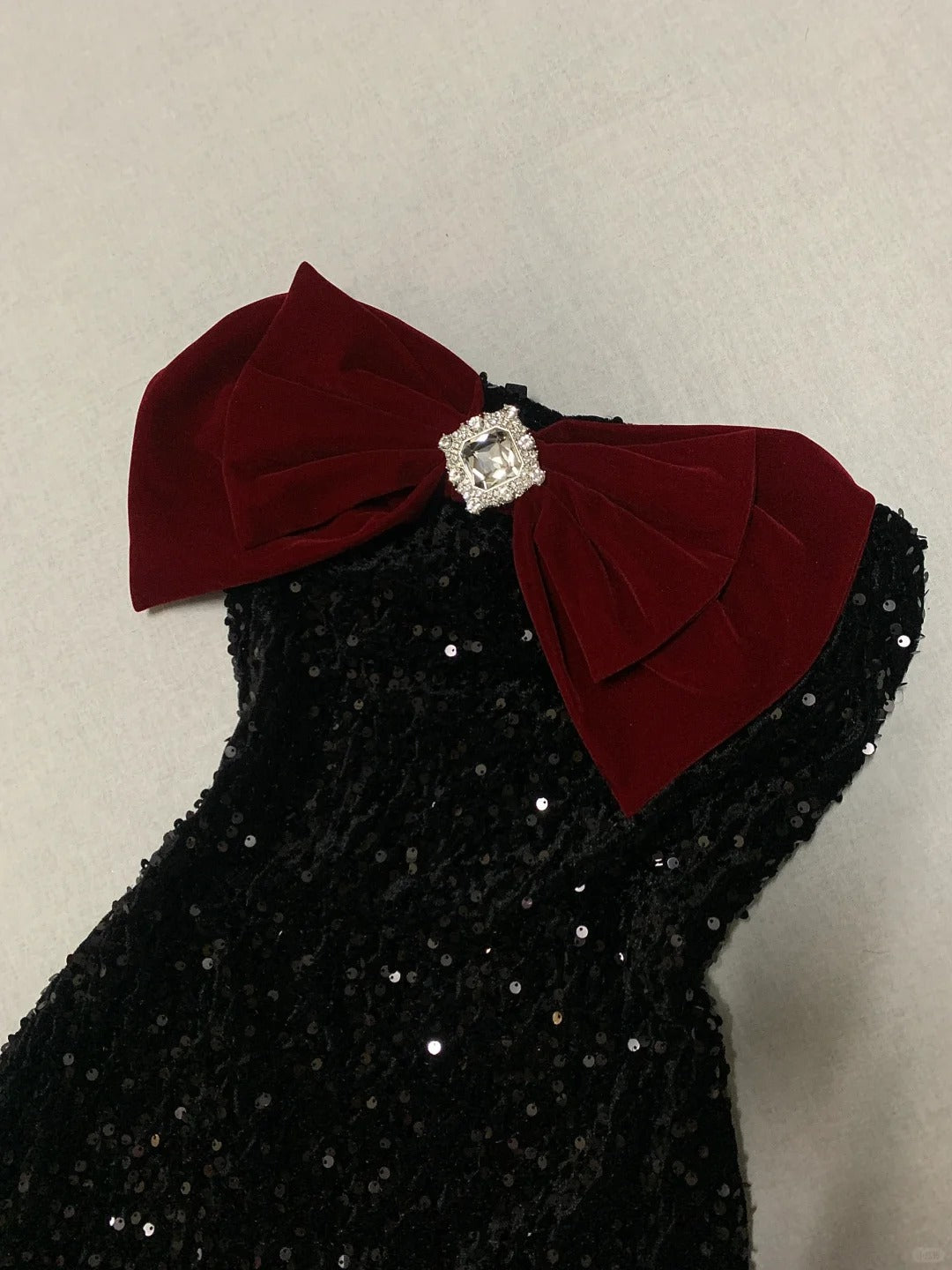 Black Shiny Burgundy Velvet Bow New Fashion Exquisite Sparkling Diamond short Sequin Homecoming Dress Birthday Party Dress Cocktail Party Dress Evening Dress Prom Dress Evening Dress gh3965