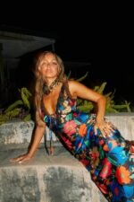 Jill Printed V-neck Lace Maxi Dress - Image 3