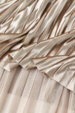 Reversible Two-way Pleated Midi Skirt - Image 13