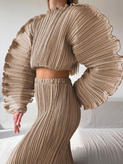 Mabel Plisse Batwing Sleeve Crop Top